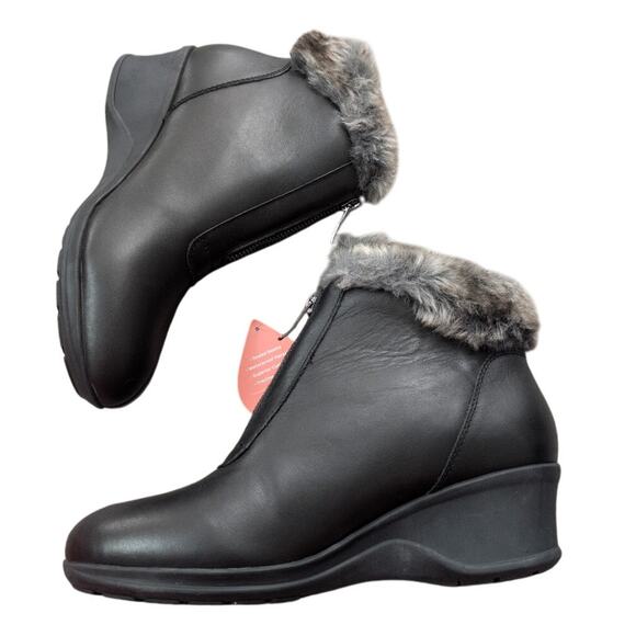 Cozy Chic – Easy Spirit Black Wedge Booties 9.5 - Picture 3 of 5